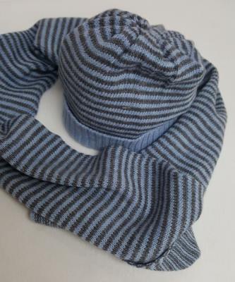berretto e sciarpa  a righe grigio e azzurrino mesi 4